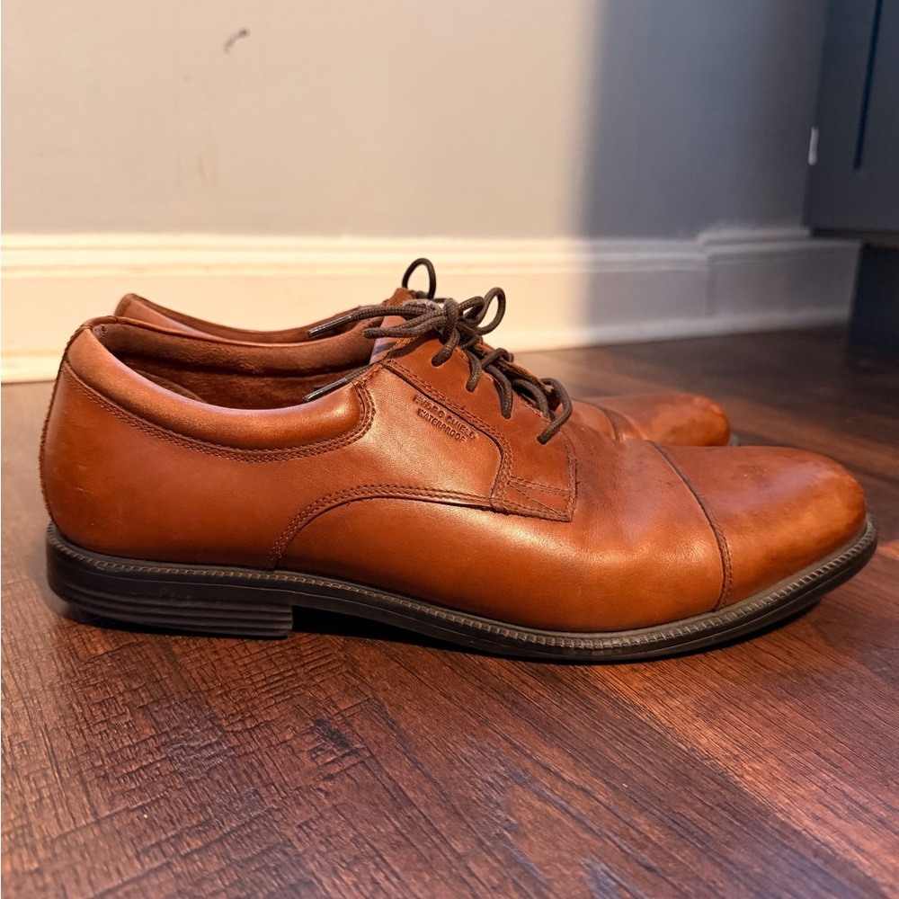 Rockport Men's Tan Leather Oxfords - Picture 4 of 7